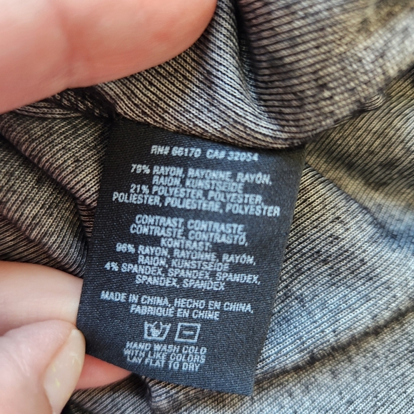 Michael Stars Velvet Velour V- Neck Tee Shirt Short Sleeve Black Extra Small XS - Picture 8 of 11